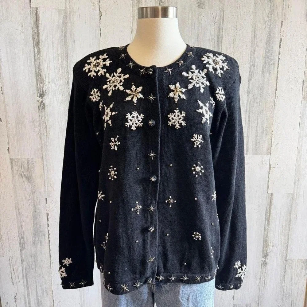 Vintage Snowflake Cardigan black‎ Beaded Holiday Fair Isle Sweater Christmas